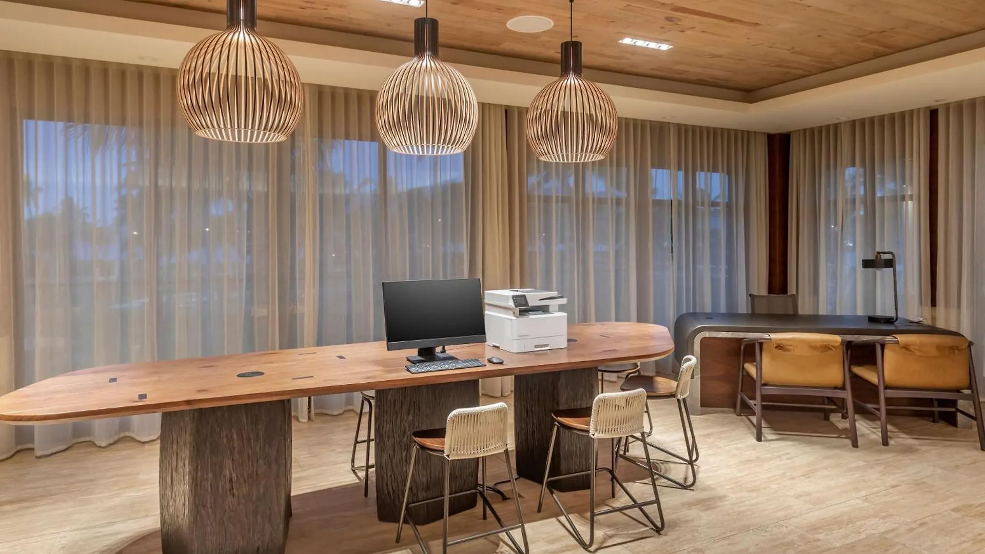 Hilton Grand Vacations Club Maui Bay Villas Kihei 3*,